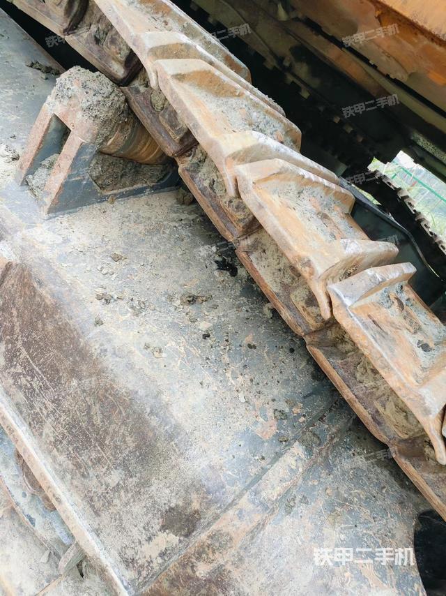 单侧履带整体（整机外观）