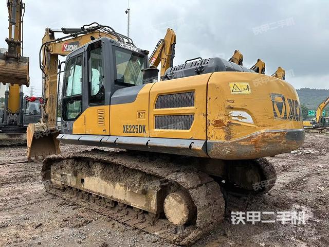 整机右后45°（整机外观）