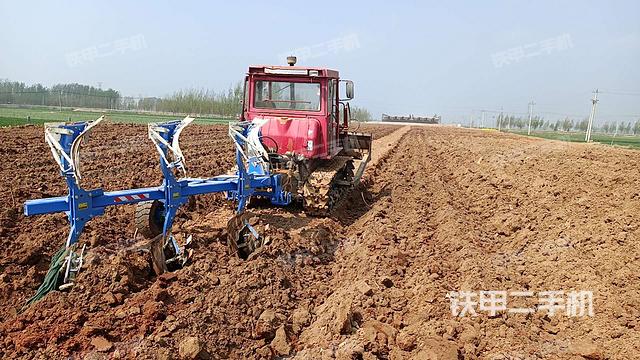 整机右后45°（设备外观及核心部件）