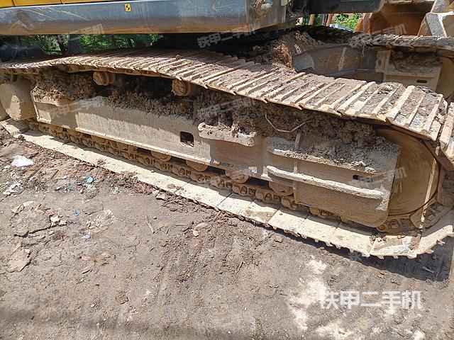 单侧履带整体（整机外观）