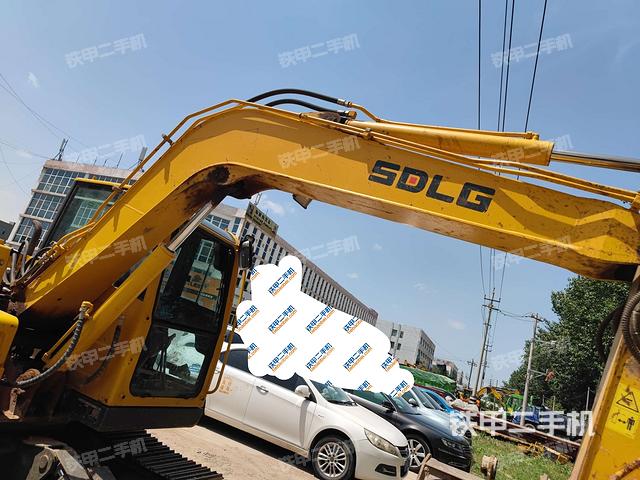 小臂整體右前（工作和回轉(zhuǎn)裝置）