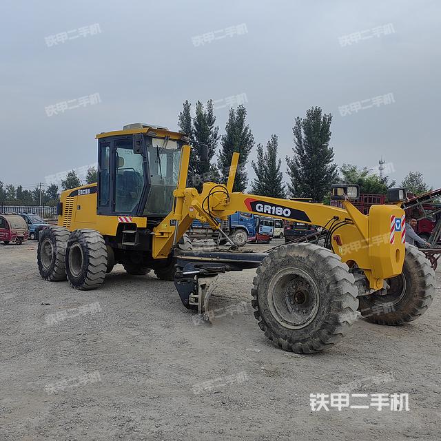 整机左侧（设备外观及核心部件）