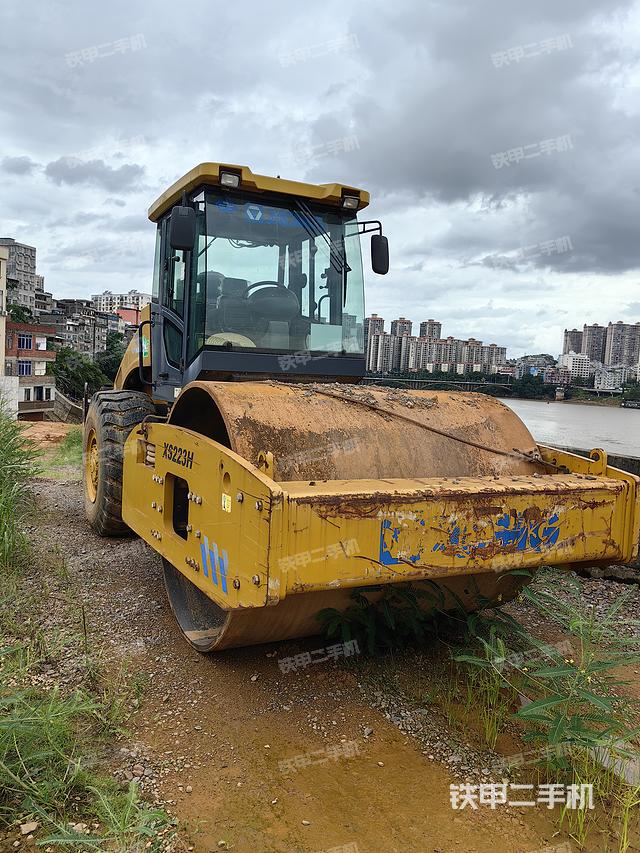 徐工XS223H压路机
