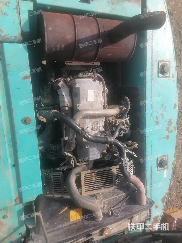 发动机整体俯视（整机外观）