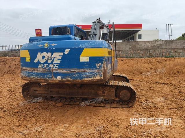 驾驶室整体（整机外观）