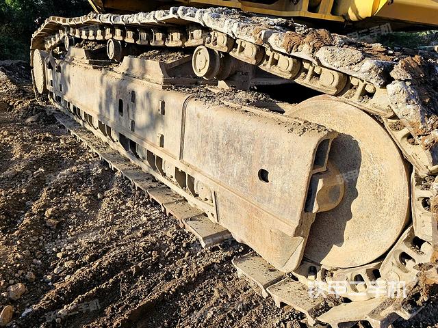 单侧履带整体（整机外观）