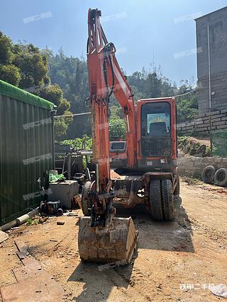 新源XYB75W-8挖掘機