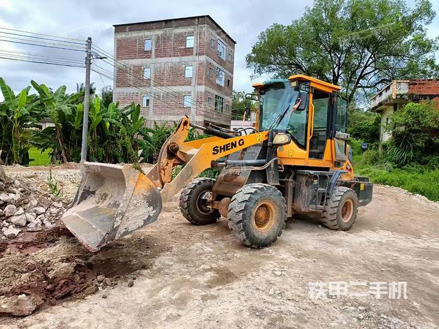 山东神工ZL28装载机