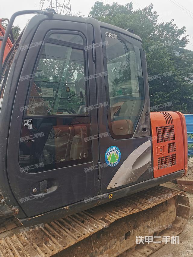 驾驶室整体（整机外观）