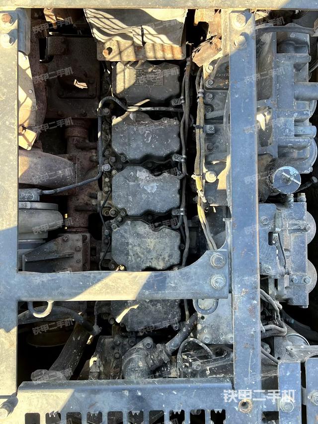 发动机整体俯视（整机外观）