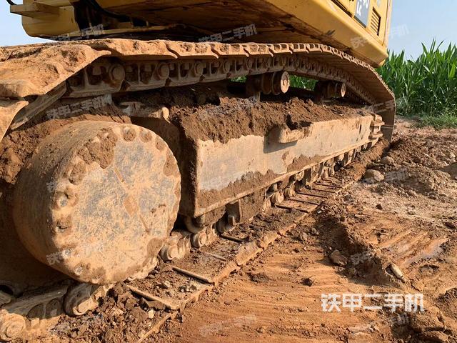 左側(cè)履帶整體?(行走機(jī)構(gòu)) 左側(cè)履帶整體?(行走機(jī)構(gòu))