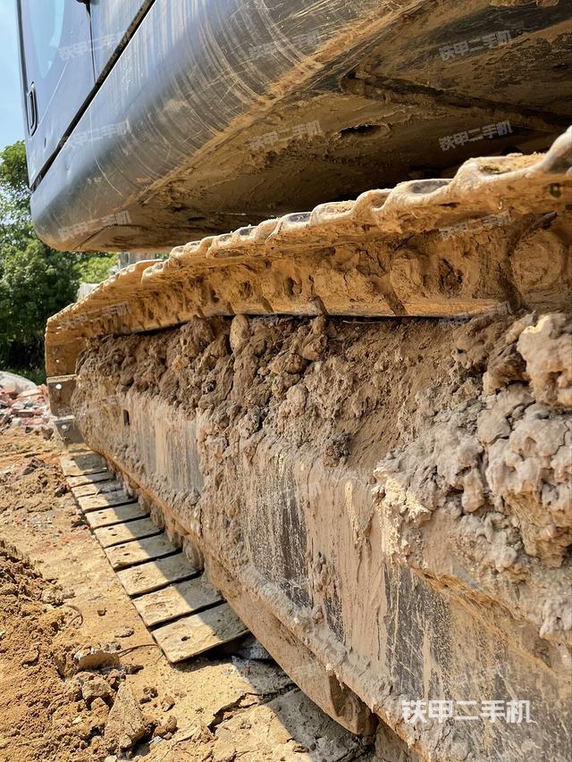 单侧履带整体（整机外观）