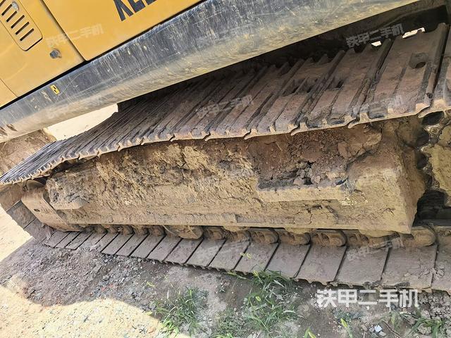 单侧履带整体（整机外观）