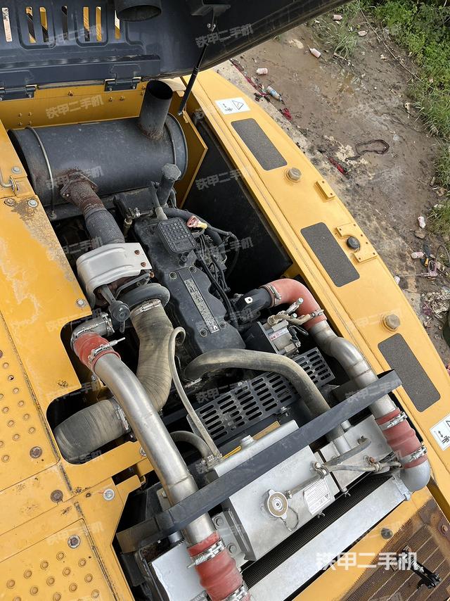 发动机整体俯视（整机外观）