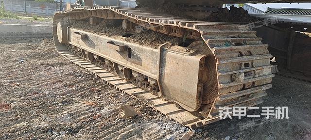 单侧履带整体（整机外观）