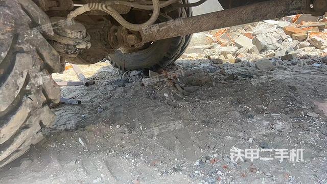 单侧履带整体（整机外观）