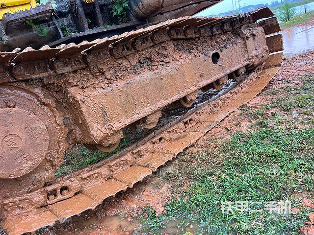 单侧履带整体（整机外观）