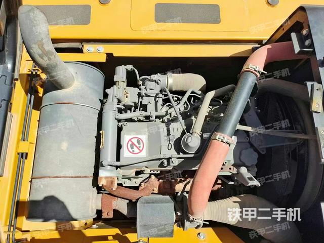 发动机整体俯视（整机外观）