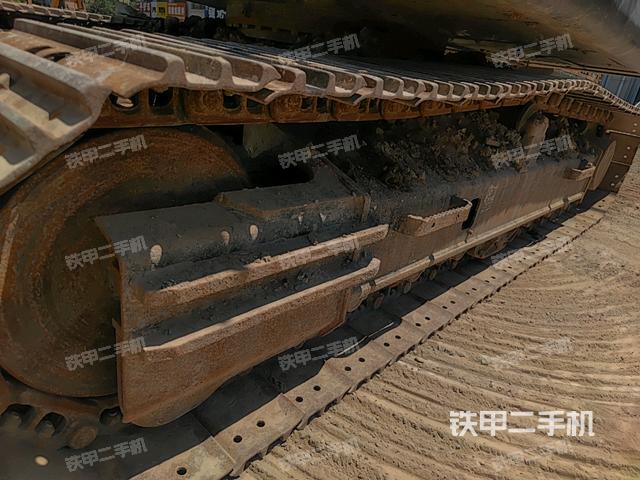 右側(cè)履帶整體（行走機構(gòu)）