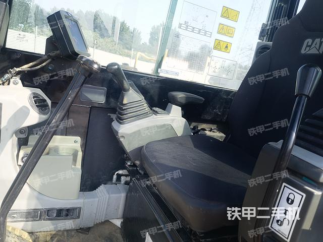 驾驶室整体（整机外观）