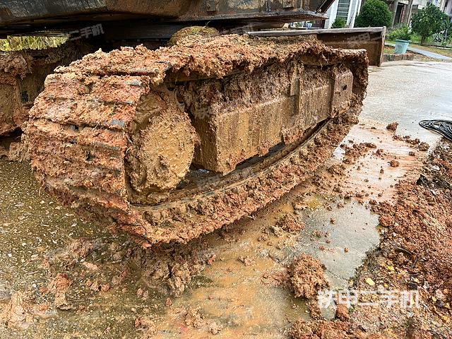 单侧履带整体（整机外观）