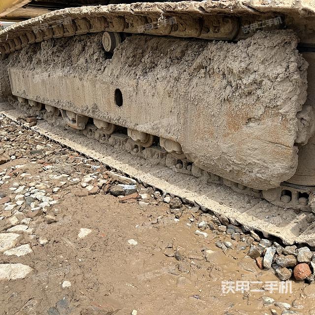 单侧履带整体（整机外观）