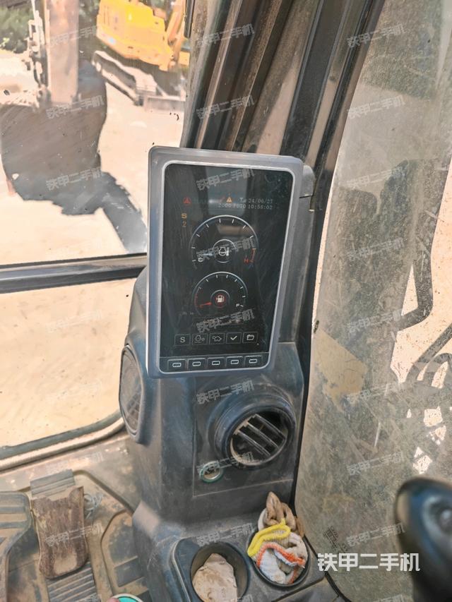 顯示屏?（駕駛室部分）