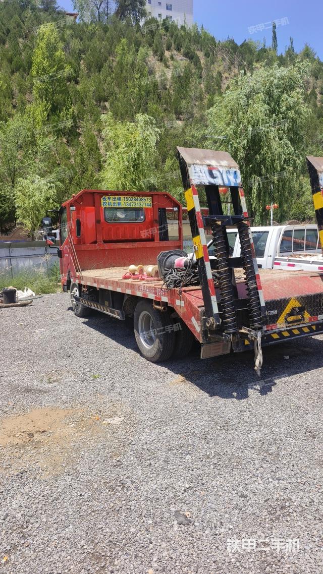 整机左侧（设备外观及核心部件）