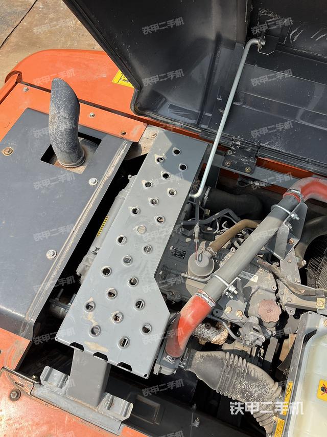 发动机整体俯视（整机外观）