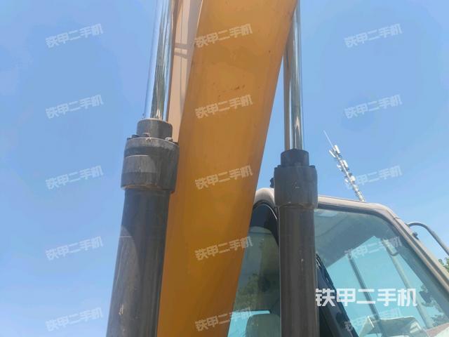 大臂油缸整體?豎拍（工作和回轉(zhuǎn)裝置）