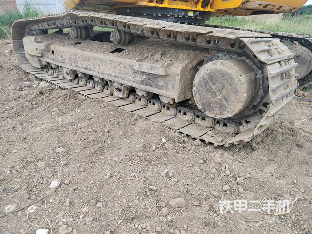 左侧履带整体 （行走机构）