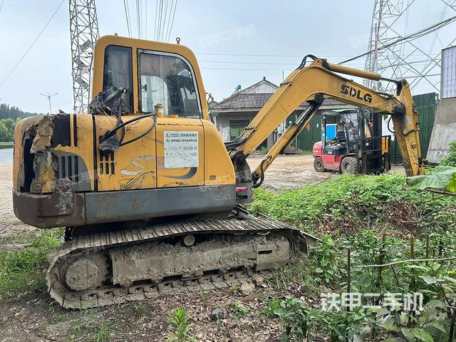 整机右后45°（整机外观）