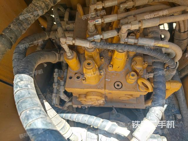 分配閥（上車部件）