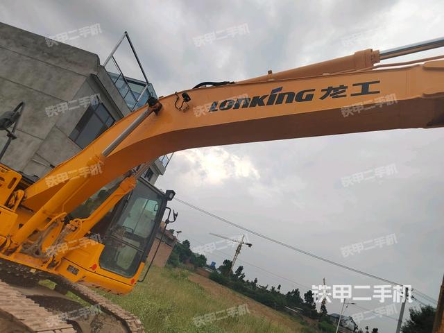 大臂整体 右侧（工作和回转装置）