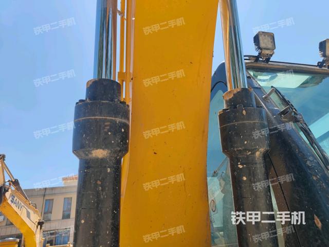 大臂油缸整體?豎拍（工作和回轉(zhuǎn)裝置）