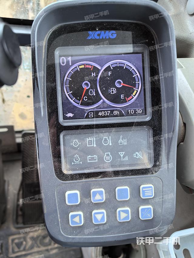 驾驶室顶部（整机外观）