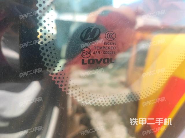 后窗玻璃角標(biāo)（駕駛室部分）