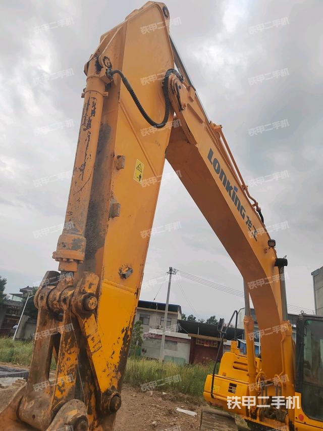 小臂整体右前（工作和回转装置）