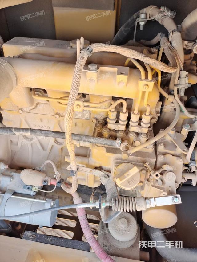 发动机整体俯视（整机外观）