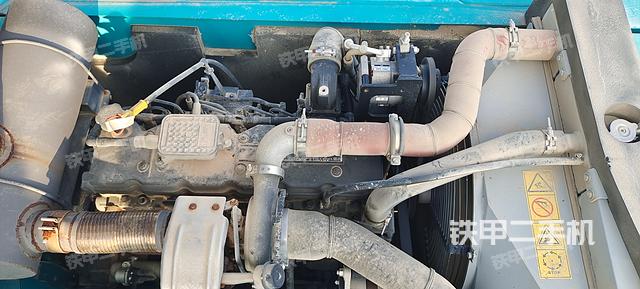 发动机整体俯视（整机外观）