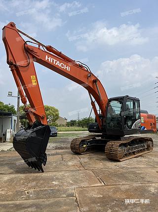 镇江市出售 日立 ZX200-5A 挖掘机