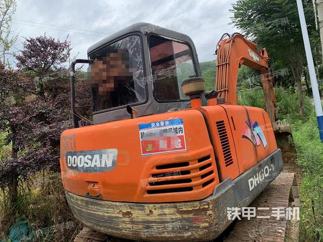 整機(jī)右后45°（整機(jī)外觀）