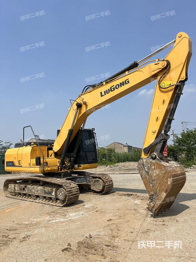 整机右后45°（整机外观）