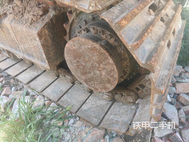 左驅(qū)動(dòng)輪（行走機(jī)構(gòu)）