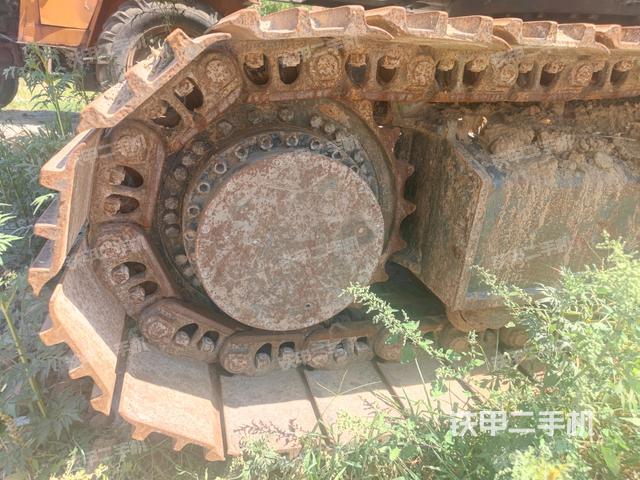 右驅(qū)動(dòng)輪（行走機(jī)構(gòu)）