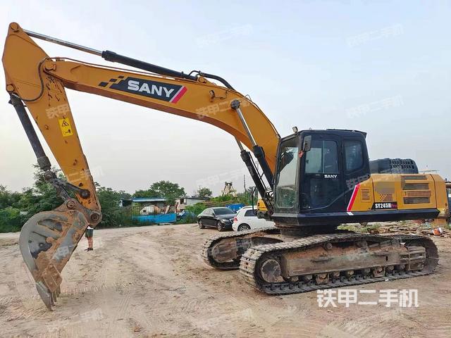 三一重工SY245H挖掘机