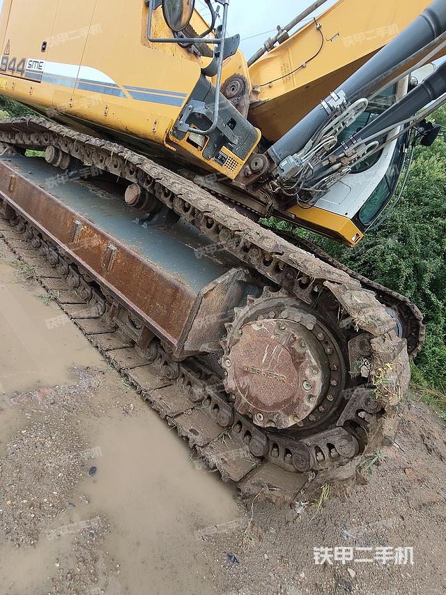 单侧履带整体（整机外观）