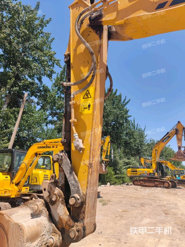 小臂整體左后（工作和回轉(zhuǎn)裝置）