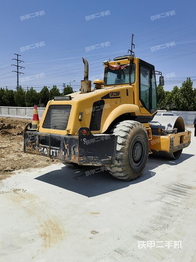 整机右后45°（设备外观及核心部件）