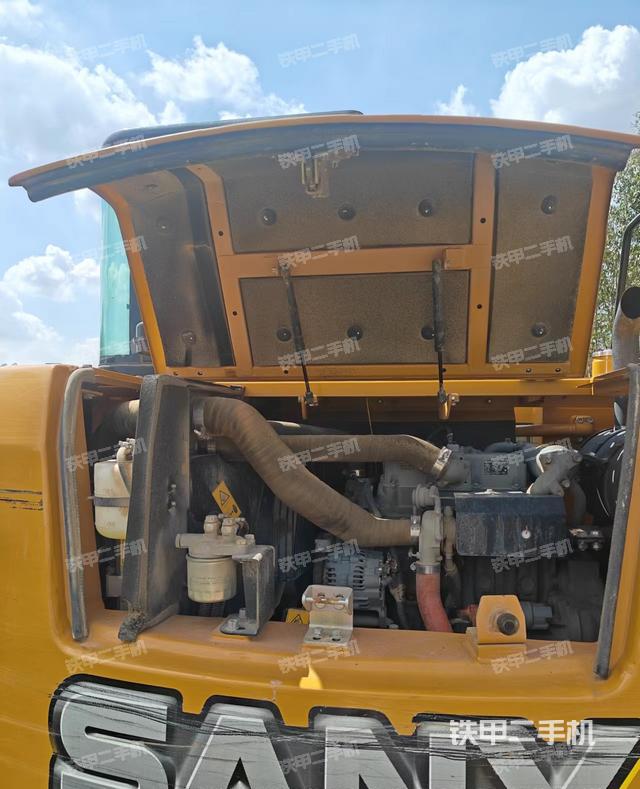 发动机整体俯视（整机外观）